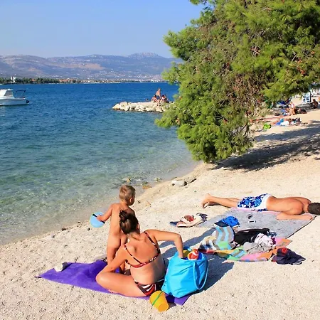 Apartment By The Sea Arbanija, Ciovo - 1085 Trogir
